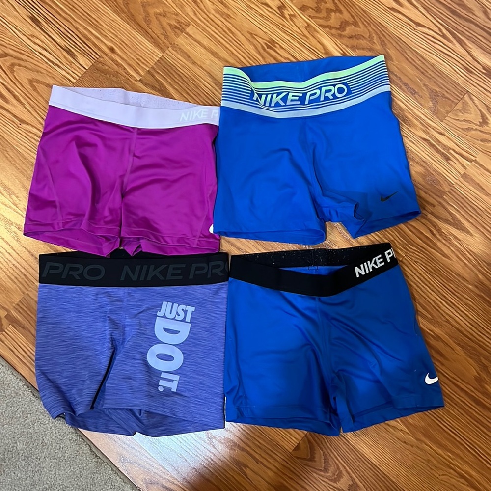 Nike Pro